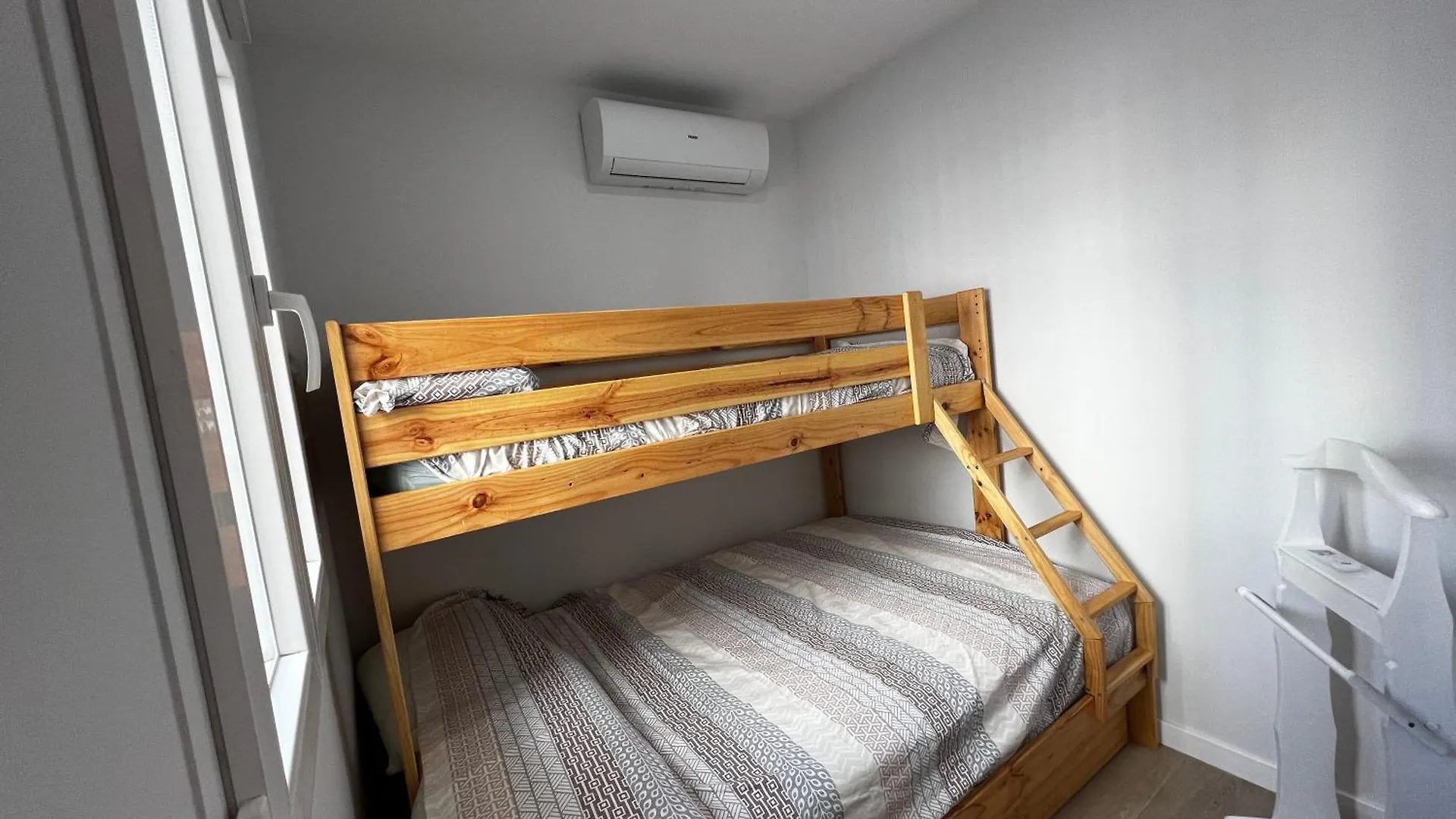 Дом отдыха Modern Duplex Next To The Beach! Малага Испания